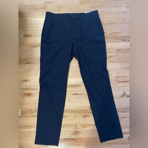 Banana Republic “Slim City” pants size 34x32